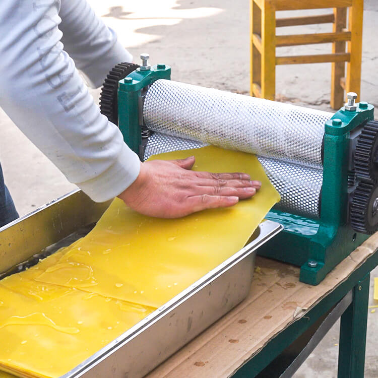 Manual Beeswax Mill Roller Machine